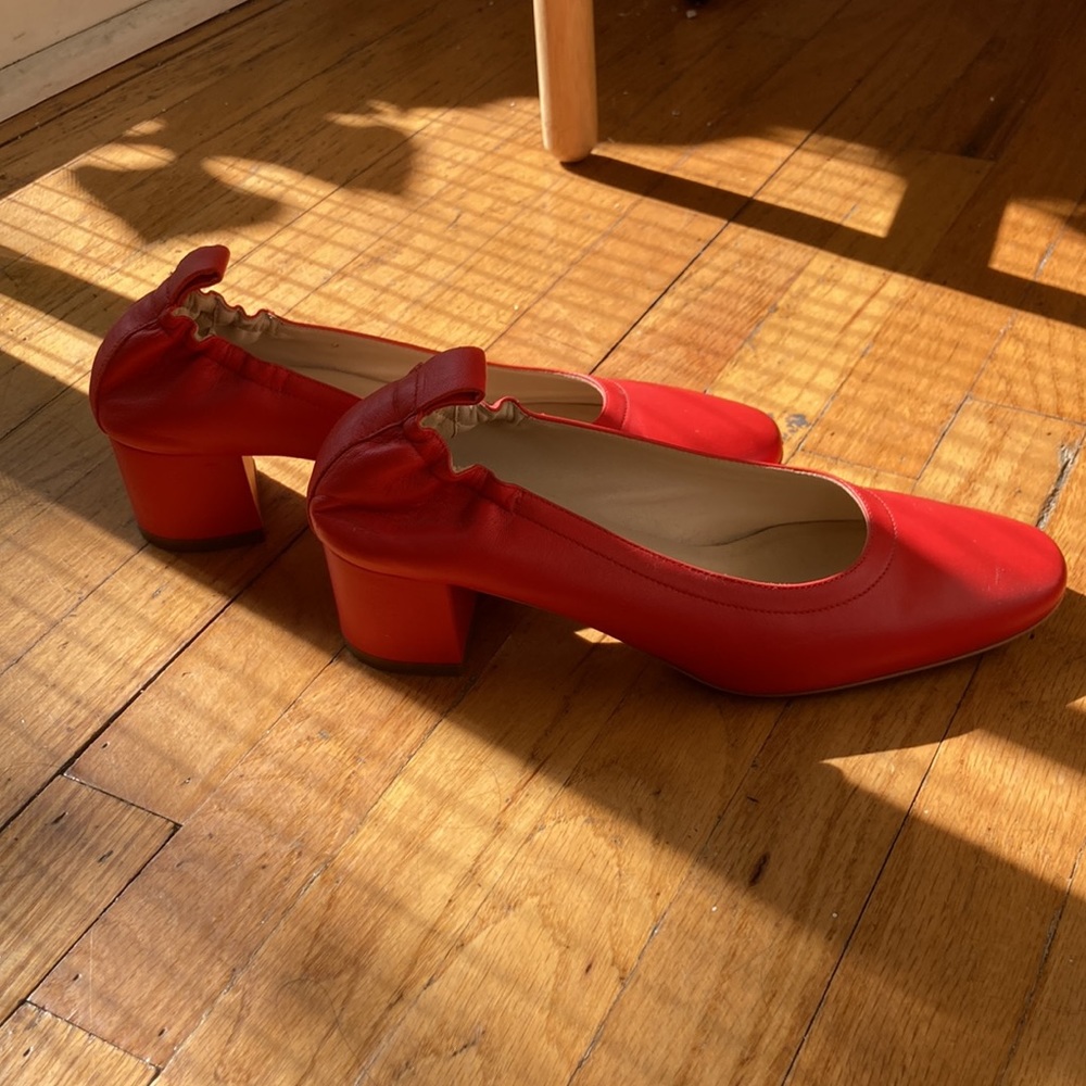 Everlane || Red Day Heel || Size 9